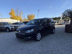 Schwarz Gebraucht 2011 VW Touran Comfortline Van / Kleinbus | 7.900 € (Etwas zu teuer)