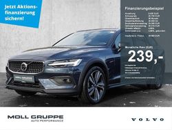 Blau Gebraucht 2023 Volvo V60 CC Ultimate Kombi | 39.950 € (Fairer Preis)