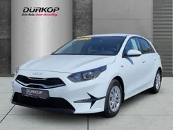 Weiß Gebraucht 2022 Kia Ceed Best Limousine | 17.990 € (Guter Preis)