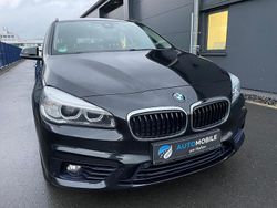 Schwarz Gebraucht 2016 BMW 218 Sport Line Van / Kleinbus | 11.990 € (Fairer Preis)
