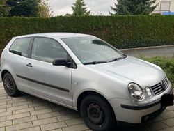 Silber Gebraucht 2002 VW Polo Limousine | 1.549 € (Fairer Preis)