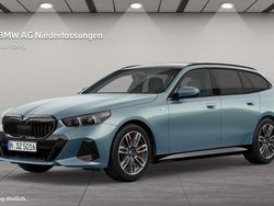 Grün Gebraucht 2025 BMW 540 Comfort Edition Kombi | 67.195 € (Fairer Preis)