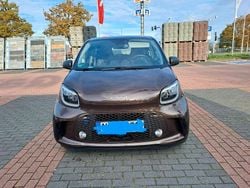 Braun Gebraucht 2020 Smart ForFour Electric Drive Passion Kleinwagen | 10.600 €