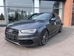 Grau Gebraucht 2016 Audi S3 Comfort Kleinwagen | 24.769 €