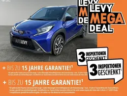 Juniper blue 8y8/ black mica 2 Gebraucht 2024 Toyota Aygo Pulse Kleinwagen | 15.890 € (Fairer Preis)