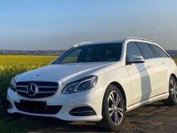 Weiß Gebraucht 2014 Mercedes E220 Kombi | 12.500 € (Fairer Preis)