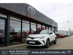 Novaweiß perleffekt / dach sch Gebraucht 2021 Toyota C-HR Team SUV | 23.990 € (Fairer Preis)