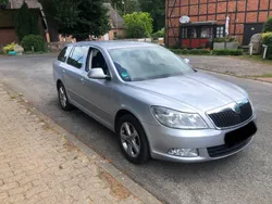 Silber Gebraucht 2013 Skoda Octavia Kombi | 4.699 € (Superpreis)