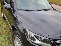 Schwarz Gebraucht 2012 VW Tiguan Trendline SUV | 9.980 € (Fairer Preis)