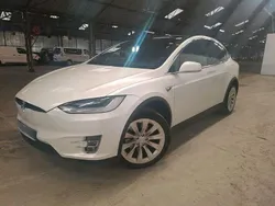 Weiß Gebraucht 2020 Tesla Model X SUV | 36.771 €