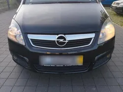 Schwarz Gebraucht 2007 Opel Zafira Van / Kleinbus | 2.750 € (Etwas zu teuer)