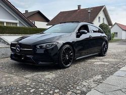 Schwarz Gebraucht 2019 Mercedes CLA200 Shooting Brake Kombi | 22.800 € (Etwas zu teuer)