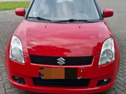 Rot Gebraucht 2005 Suzuki Swift Club Limousine | 2.999 € (Teuer)