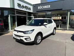 Weiß Gebraucht 2019 Ssangyong Tivoli SUV | 15.990 €