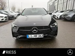 Schwarz Gebraucht 2025 Mercedes CLA220 Night Limousine | 45.500 € (Teuer)