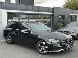 Schwarz Gebraucht 2020 Mercedes E220 Avantgarde Limousine | 29.890 € (Guter Preis)