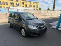 Grau Gebraucht 2009 Opel Zafira Cosmo Van / Kleinbus | 2.900 € (Guter Preis)