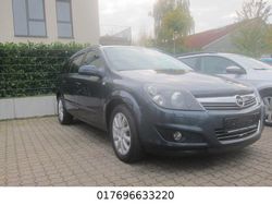 Blau Gebraucht 2008 Opel Astra Innovation Kombi | 3.999 € (Teuer)