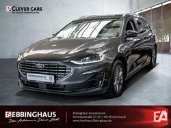 Metallic) (grau Gebraucht 2024 Ford Focus Titanium Limousine | 28.999 € (Teuer)