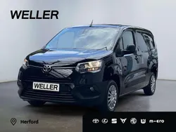 Schwarz Gebraucht 2021 Toyota Proace City Van | 17.749 € (Etwas zu teuer)