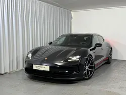 Schwarz Neu 2025 Porsche Taycan Sport Turismo Limousine | 118.881 € (Superpreis)