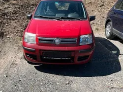 Rot Gebraucht 2007 Fiat Panda Kleinwagen | 1.350 €