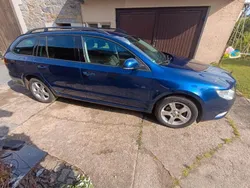 Blau Gebraucht 2011 Skoda Superb Kombi | 5.699 € (Fairer Preis)