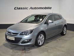 Grau Gebraucht 2014 Opel Astra Energy Limousine | 5.900 € (Fairer Preis)