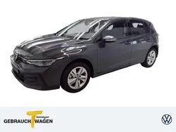 Grau Gebraucht 2024 VW Golf VIII Life Limousine | 22.970 € (Guter Preis)