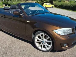 Braun Gebraucht 2011 BMW 118 Cabriolet Performance Cabrio | 13.500 € (Etwas zu teuer)