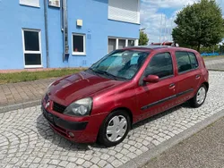 Rot Gebraucht 2001 Renault Clio II Limousine | 590 € (Fairer Preis)