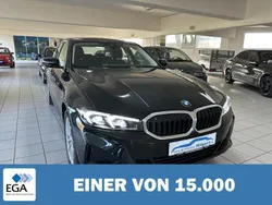 Metallic Gebraucht 2023 BMW 320 Comfort Edition Limousine | 38.220 € (Fairer Preis)