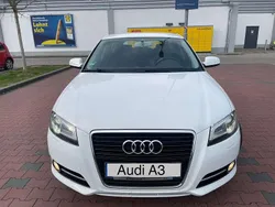 Weiß Gebraucht 2012 Audi A3 Sportback Attraction Kombi | 7.490 € (Fairer Preis)
