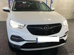 Weiß Gebraucht 2019 Opel Grandland X Innovation SUV | 12.800 € (Fairer Preis)
