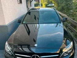 Schwarz Gebraucht 2016 Mercedes 220 Kombi | 16.500 €
