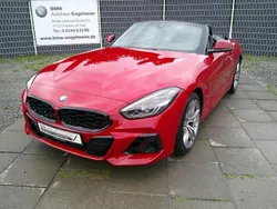 Rot Gebraucht 2024 BMW Z4 Sport Line Cabrio | 40.990 € (Fairer Preis)