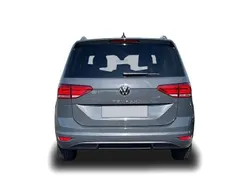 Grau Gebraucht 2024 VW Touran Move Van / Kleinbus | 35.049 € (Fairer Preis)