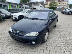Blau Gebraucht 2000 Renault Mégane Cabriolet Privilege Cabrio | 999 € (Fairer Preis)