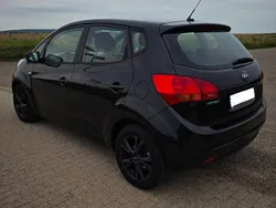 Schwarz Gebraucht 2012 Kia Venga Edition 7 Kleinwagen | 6.100 € (Fairer Preis)