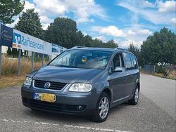 Gebraucht 2005 VW Touran Van / Kleinbus | 4.300 € (Teuer)