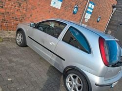 Grau Gebraucht 2004 Opel Corsa Kleinwagen | 370 € (Guter Preis)