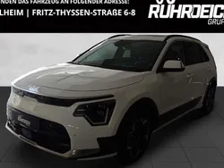 Schneeweiss perleff Gebraucht 2023 Kia e-Niro Inspiration SUV | 37.489 € (Teuer)