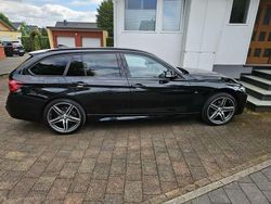 Schwarz Gebraucht 2019 BMW 320 M Sport Kombi | 26.400 € (Guter Preis)