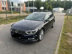 Schwarz Gebraucht 2019 VW Passat Highline Kombi | 12.793 € (Fairer Preis)