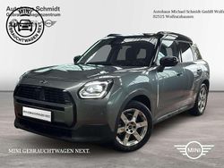 Smokey green Gebraucht 2024 Mini One D Countryman SUV | 34.990 €