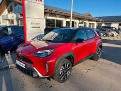 Rot Neu 2025 Toyota Yaris Cross Plus SUV | 38.490 €