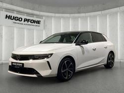 Jade weiss/arktis weiss Gebraucht 2022 Opel Astra Business Elegance Limousine | 21.290 € (Fairer Preis)