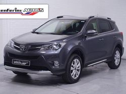 Grau Gebraucht 2015 Toyota RAV4 Edition SUV | 16.700 € (Etwas zu teuer)