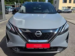 Ceramic grey/dach black Gebraucht 2023 Nissan Qashqai Tekna SUV | 32.290 € (Fairer Preis)