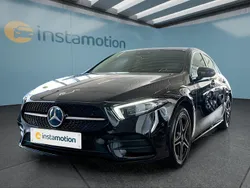 Schwarz Gebraucht 2021 Mercedes A250 Kleinwagen | 29.049 € (Fairer Preis)